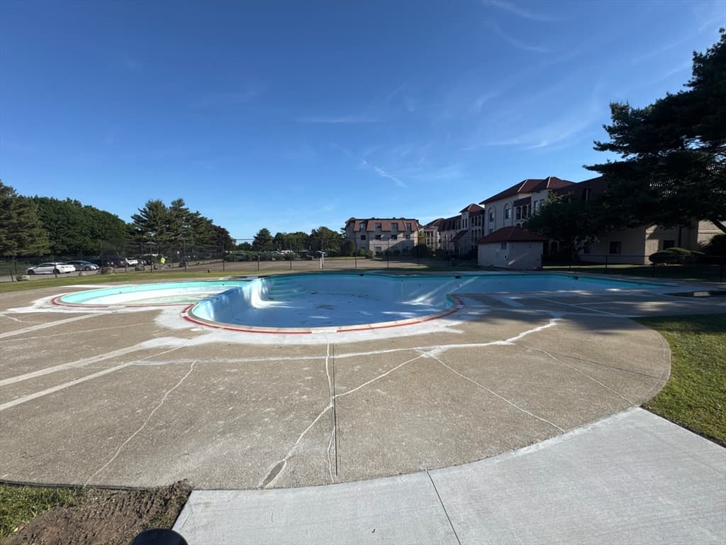 Condominium at 685 Oak St # 12, Brockton MA 02301, Brockton, photo 17 of 19