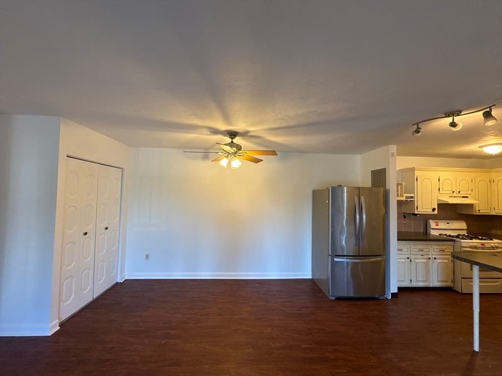 Condominium at 685 Oak St # 12, Brockton MA 02301, Brockton, photo 3 of 19