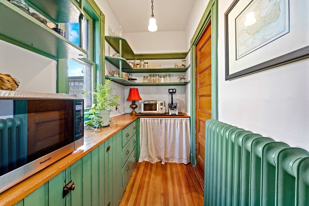 Single Family Residence at 3 Moultrie St, Boston MA 02124, Boston, photo 9 of 36