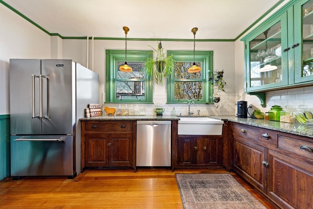 Single Family Residence at 3 Moultrie St, Boston MA 02124, Boston, photo 10 of 36