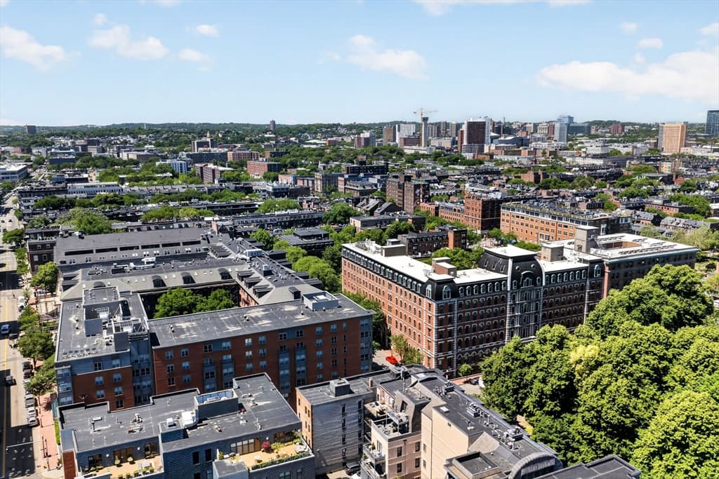 Condominium at 36 E Newton St # 1, Boston MA 02118, Boston, photo 16 of 17