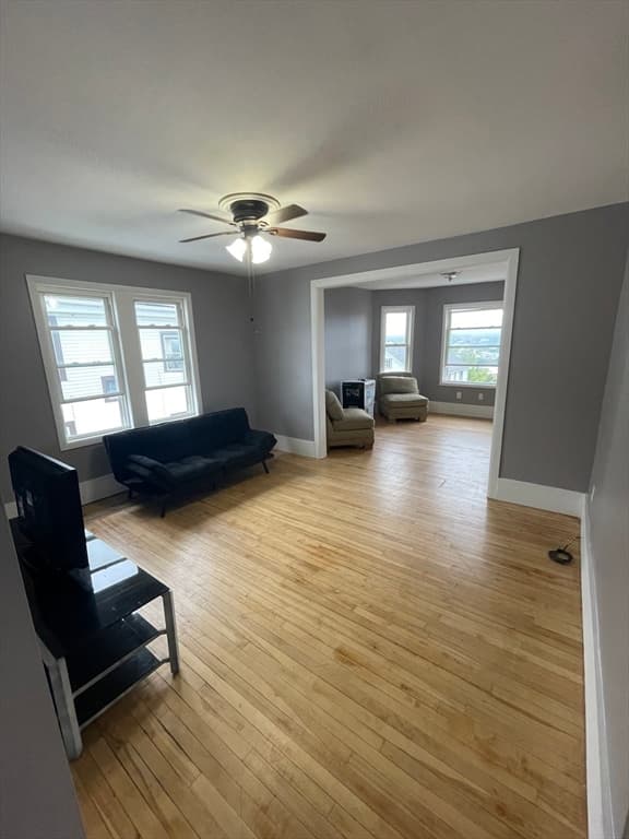 3 Family at 93 Sterling St, Worcester MA 01610, photo 8 of 12