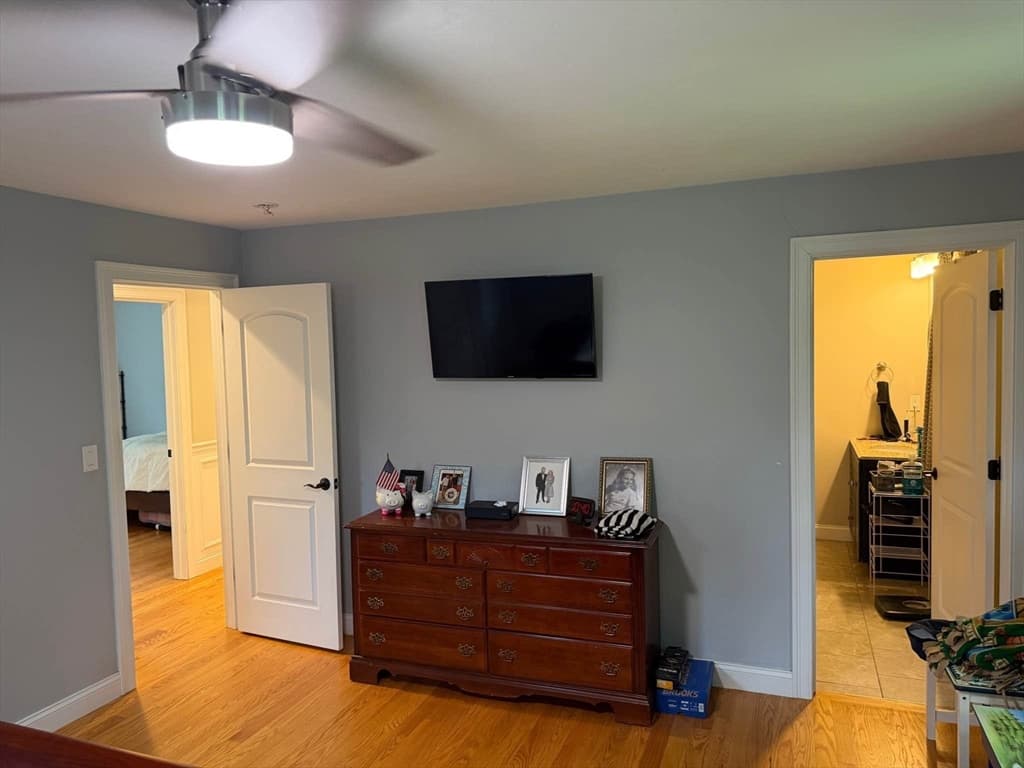 21 Forest St, Pembroke MA 02359 photo 17