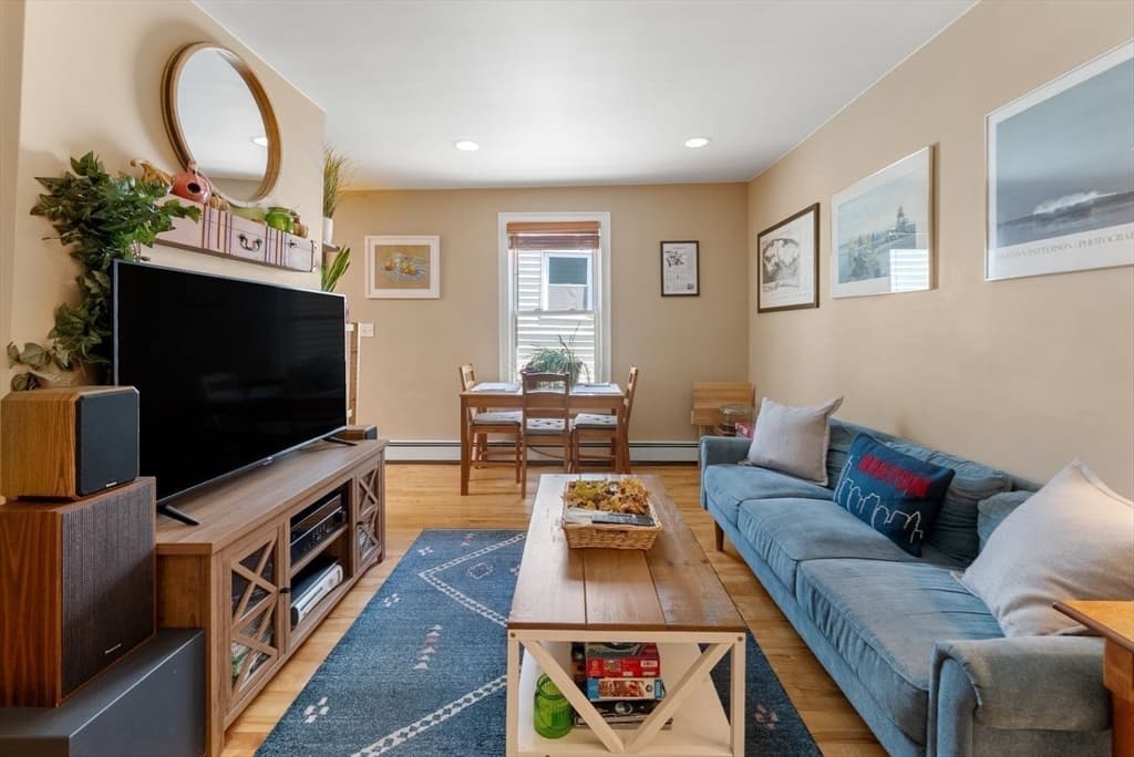Condominium at 295 River St # 3R, Cambridge MA 02139, photo 2 of 23
