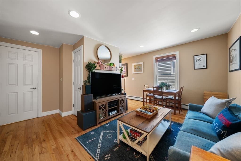 Condominium at 295 River St # 3R, Cambridge MA 02139, photo 3 of 23
