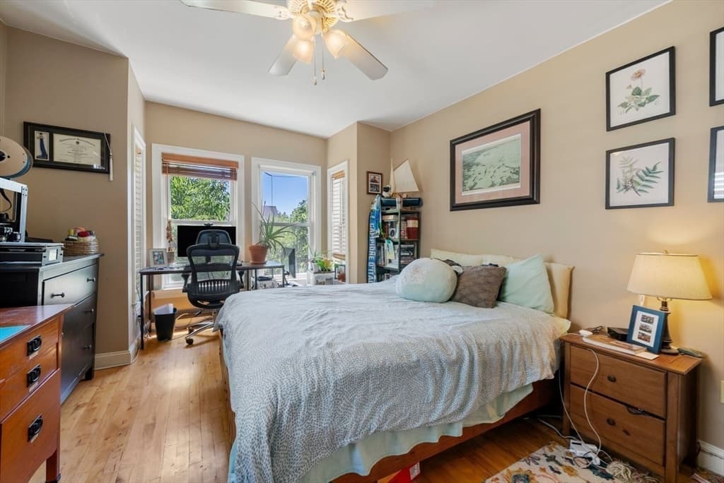 Condominium at 295 River St # 3R, Cambridge MA 02139, photo 9 of 23