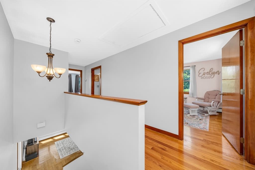 Single Family Residence at 11 Beech Ln, Amesbury MA 01913, photo 13 of 42