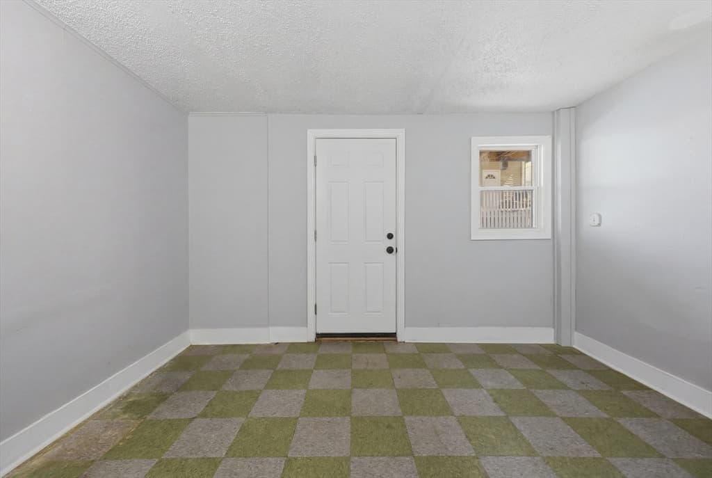 Condominium at 108 Marlborough Street # 108, Chelsea MA 02150, Chelsea, photo 27 of 37