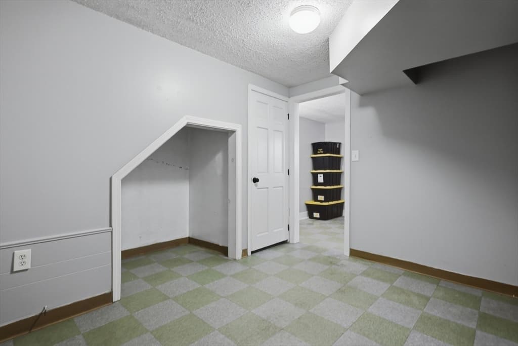 Condominium at 108 Marlborough Street # 108, Chelsea MA 02150, Chelsea, photo 22 of 37