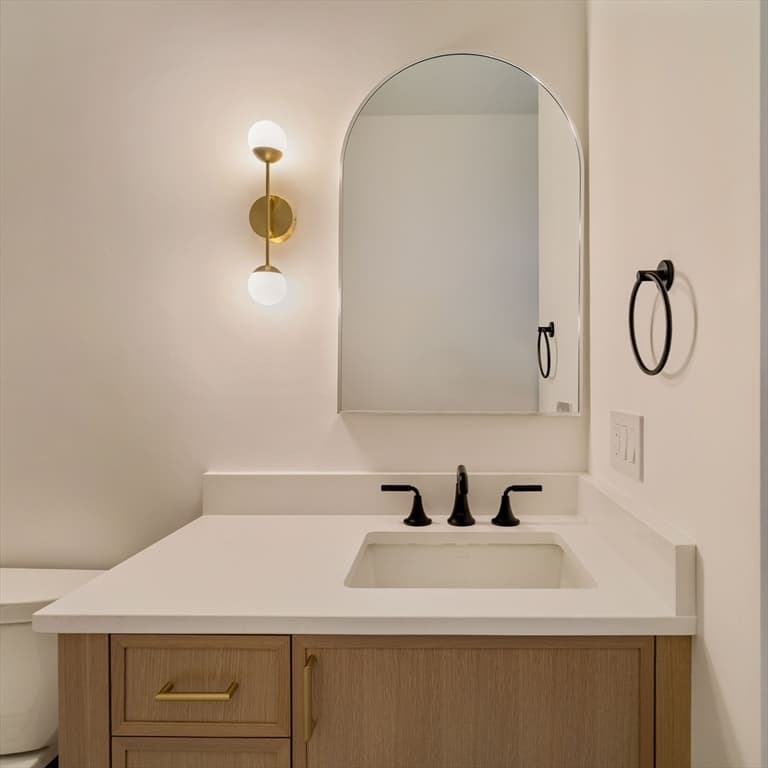 Single Family Residence at 15 South Waverly, Boston MA 02135, photo 17 of 32