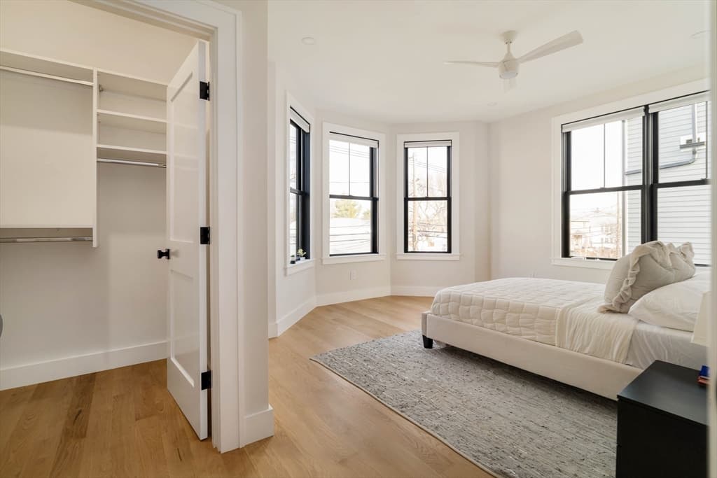 Single Family Residence at 15 South Waverly, Boston MA 02135, photo 18 of 32