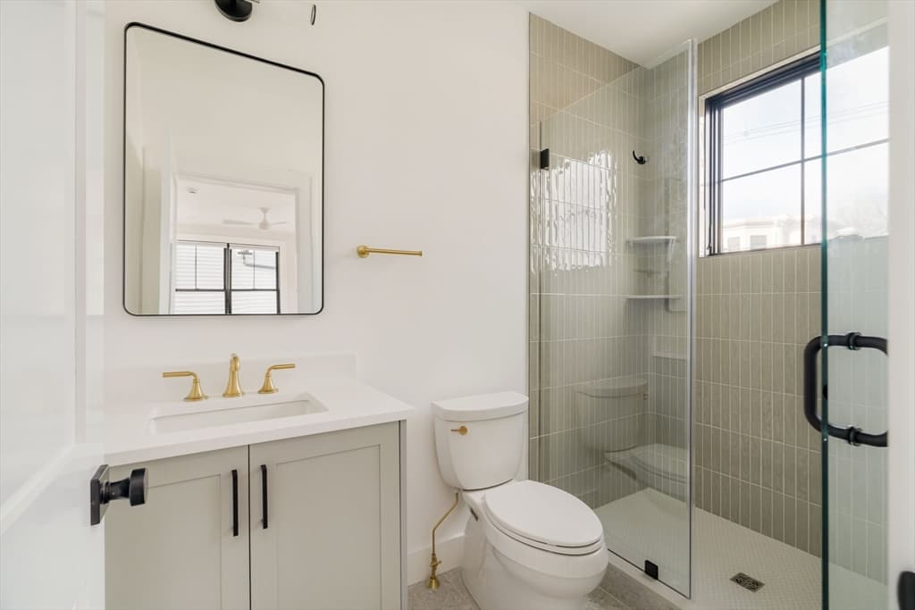 Single Family Residence at 15 South Waverly, Boston MA 02135, photo 19 of 32