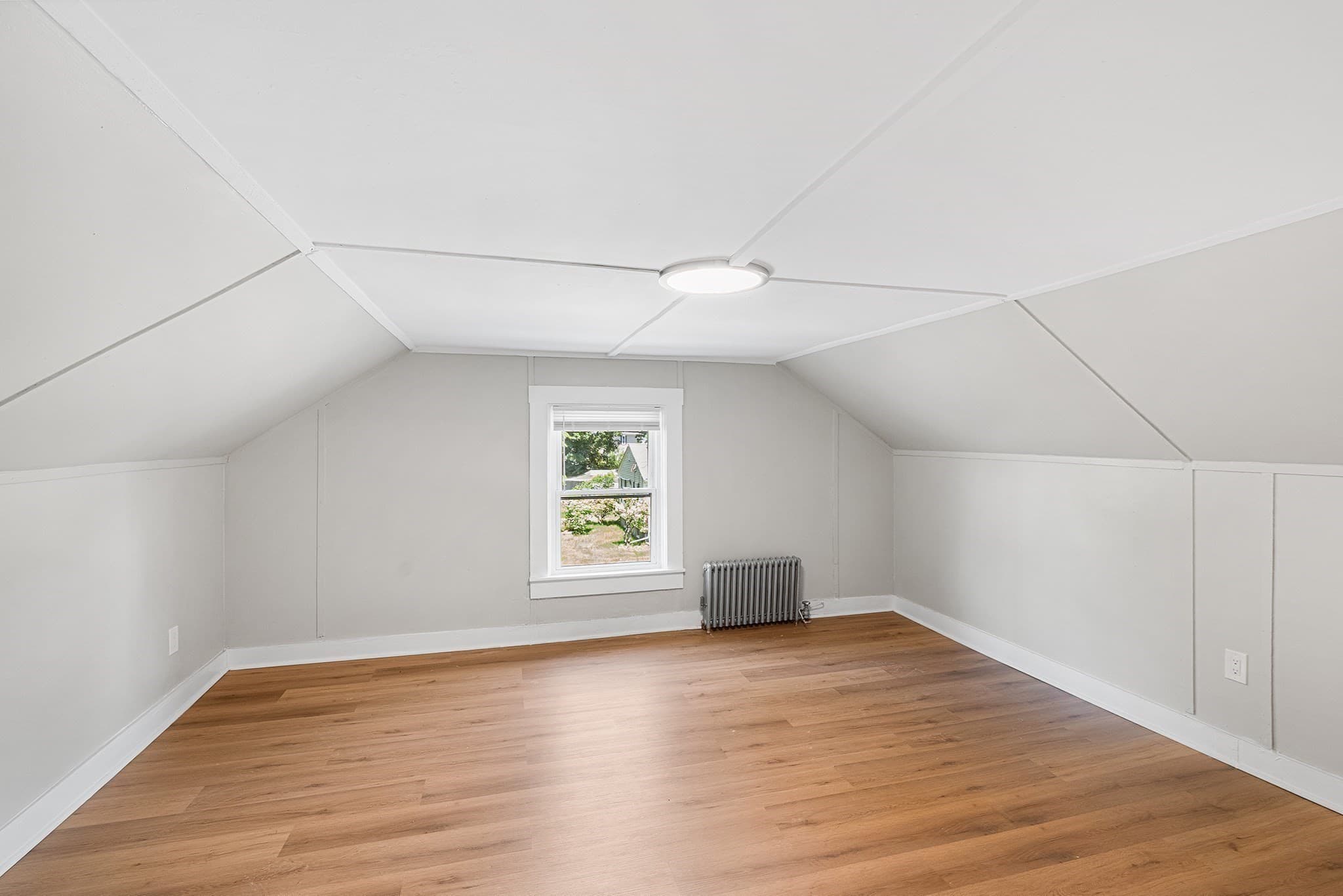 Single Family Residence at 386 Thacher St, Attleboro MA 02703, Attleboro, photo 20 of 30