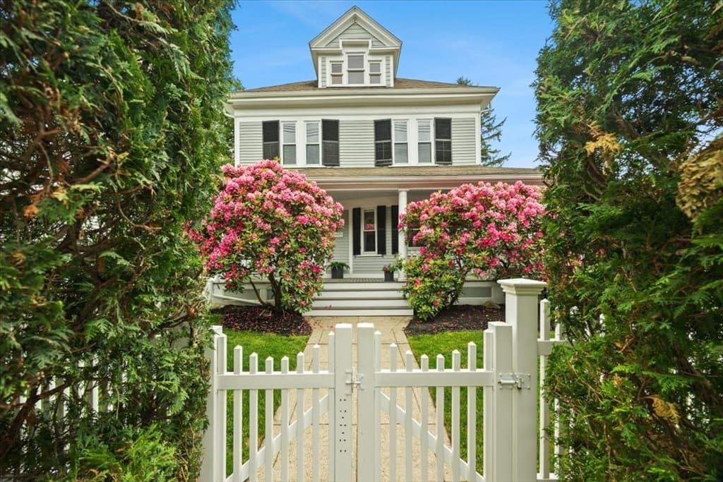 Single Family Residence at 202 Washington Street, Westwood MA 02090, Westwood, photo 2 of 25