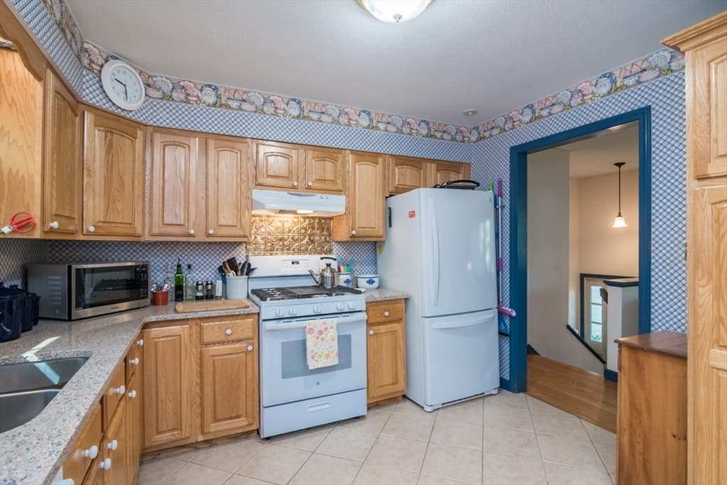 Single Family Residence at 908 Burts Pit Rd, Northampton MA 01062, Northampton, photo 23 of 36