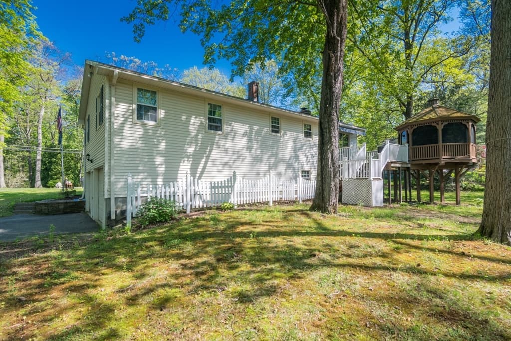 Single Family Residence at 908 Burts Pit Rd, Northampton MA 01062, Northampton, photo 7 of 36