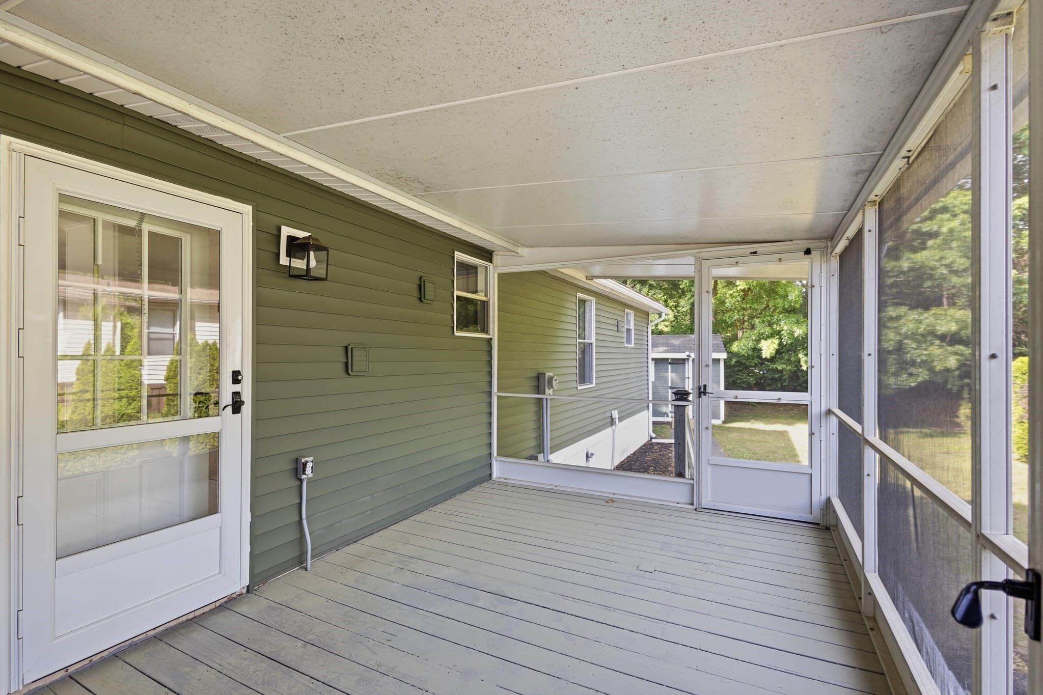 Mobile Home at 4 Liberty Street, West Bridgewater MA 02379, West Bridgewater, photo 5 of 28