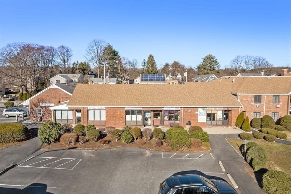 655 Saw Mill Brook Pkwy, Newton MA 02459 photo 6