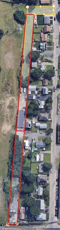 21 Pommenville St, Pawtucket RI 02861 photo 8