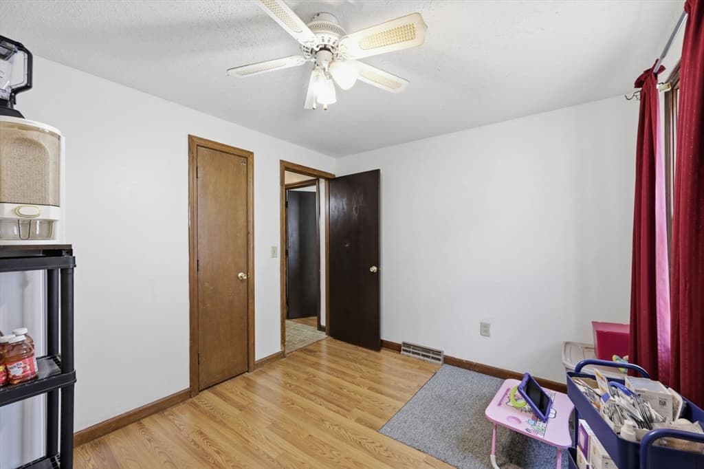 164 Arnold Ave, Springfield MA 01119 photo 23