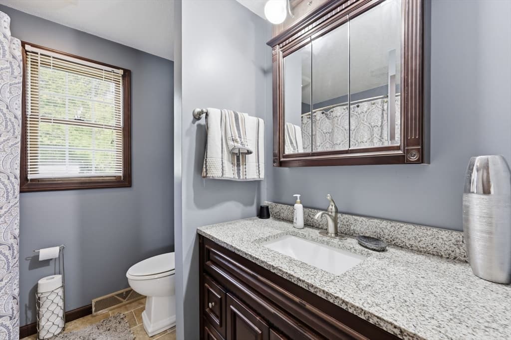164 Arnold Ave, Springfield MA 01119 photo 20