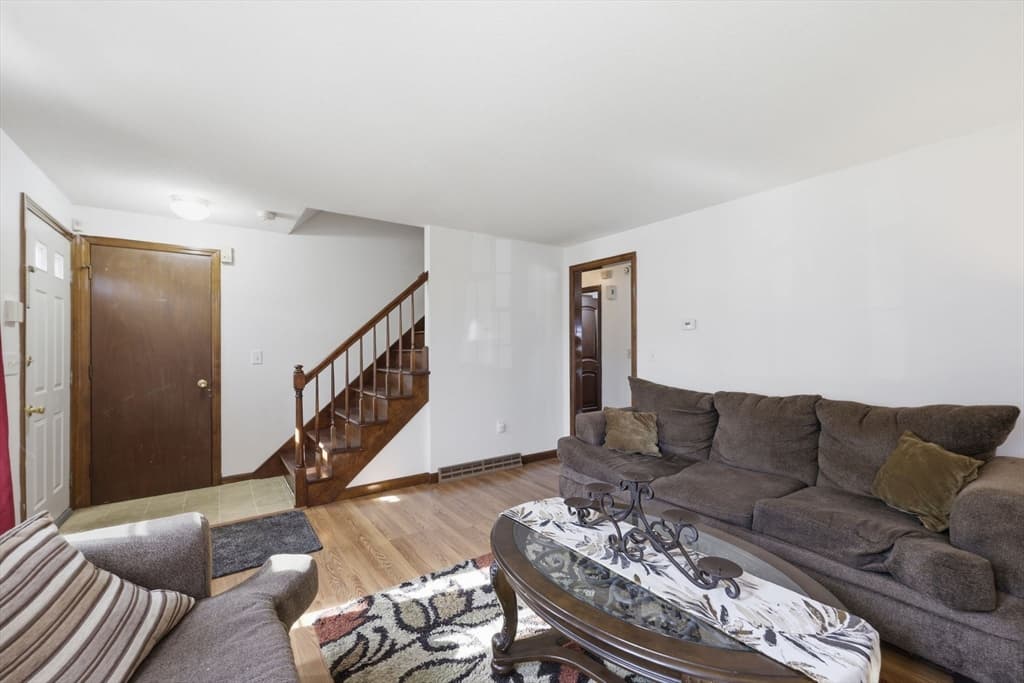 164 Arnold Ave, Springfield MA 01119 photo 9