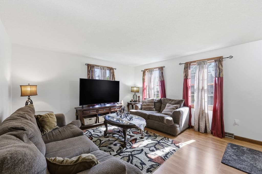 164 Arnold Ave, Springfield MA 01119 photo 10