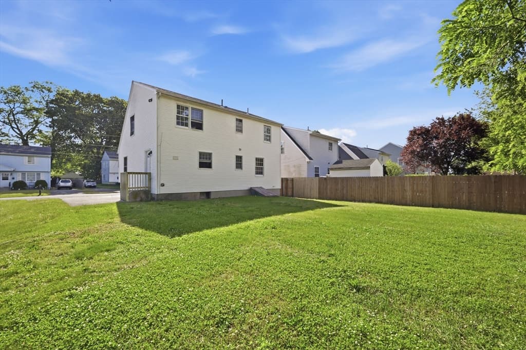 164 Arnold Ave, Springfield MA 01119 photo 41