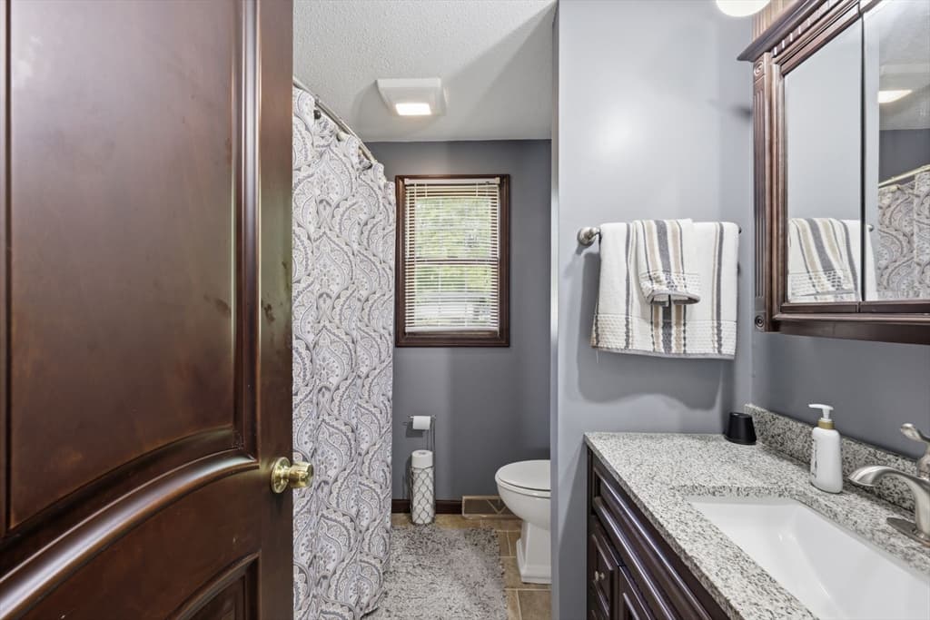 164 Arnold Ave, Springfield MA 01119 photo 19