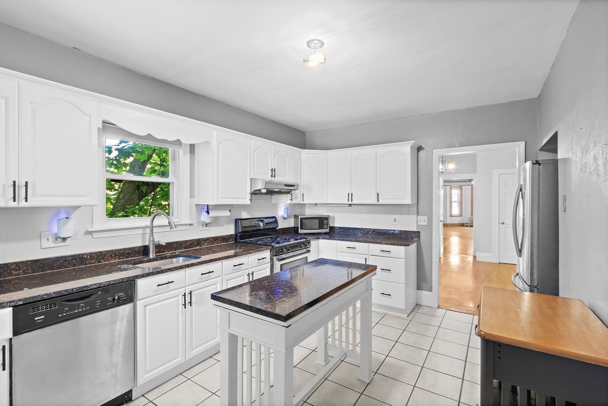 Condominium at 9 Romsey St # 3, Boston MA 02125, Boston, photo 20 of 32
