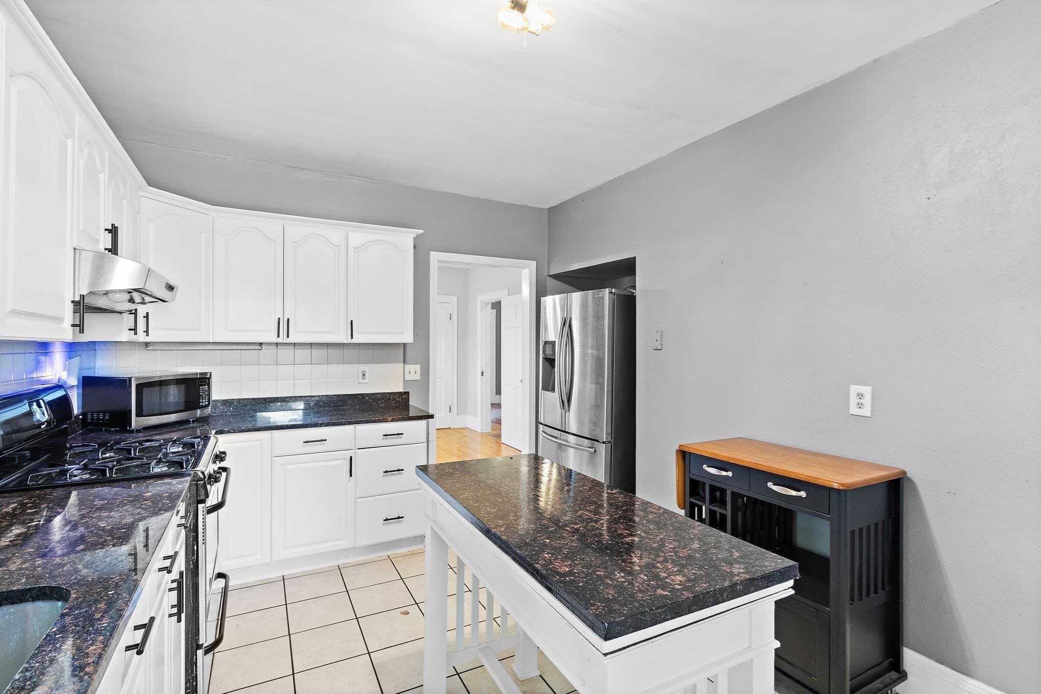 Condominium at 9 Romsey St # 3, Boston MA 02125, Boston, photo 21 of 32