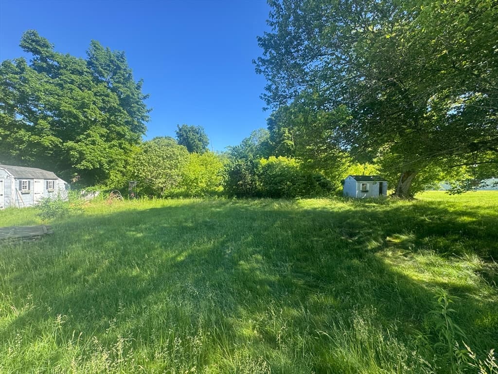 Single Family Residence at 252 Main St, Medway MA 02053, Medway, photo 5 of 39