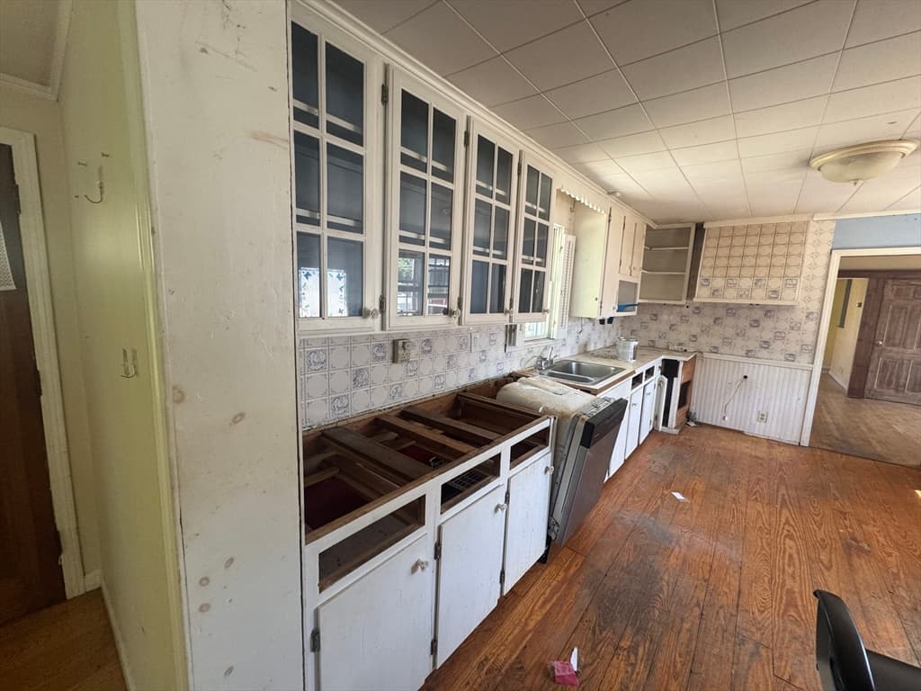 Single Family Residence at 252 Main St, Medway MA 02053, Medway, photo 31 of 39