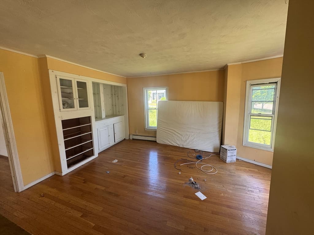 Single Family Residence at 252 Main St, Medway MA 02053, Medway, photo 8 of 39