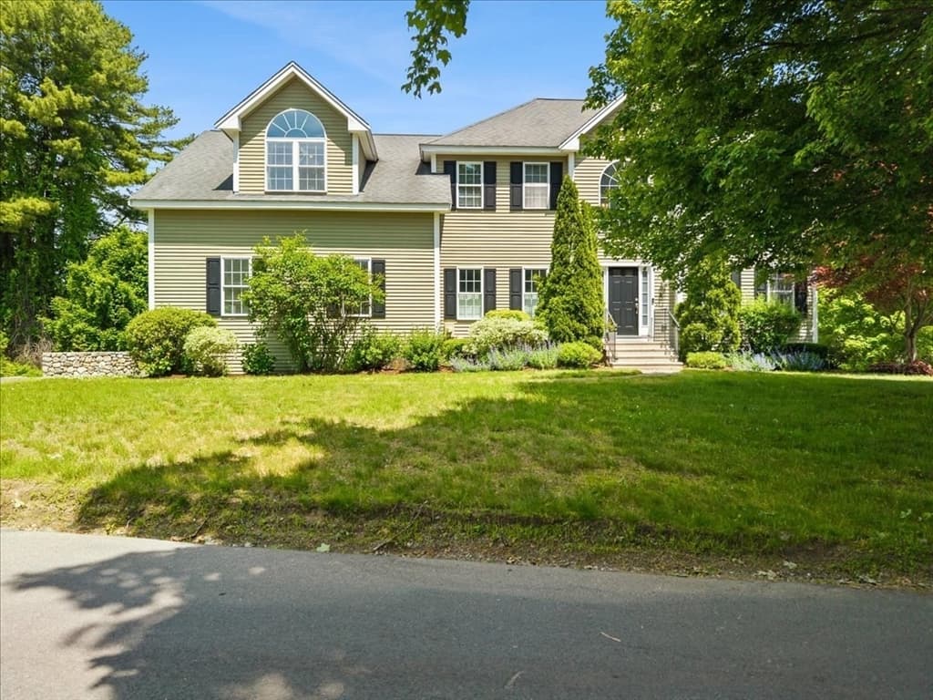 59 Highland Ave, Sudbury MA 01776 photo 2