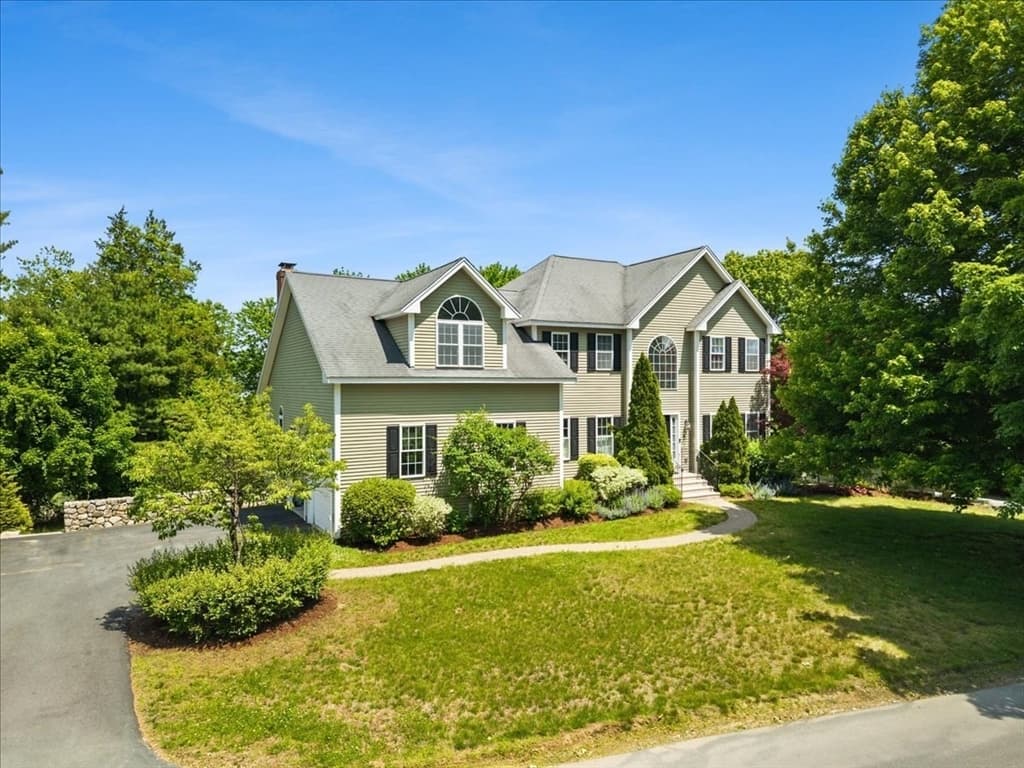 59 Highland Ave, Sudbury MA 01776