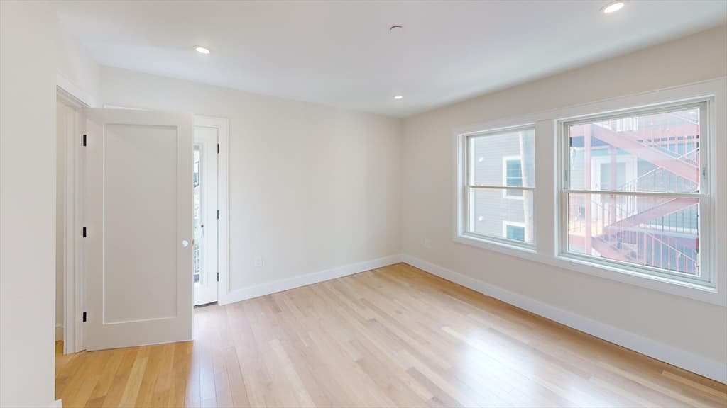Condominium at 59 Gove St. # 2, Boston MA 02128, Boston, photo 12 of 23