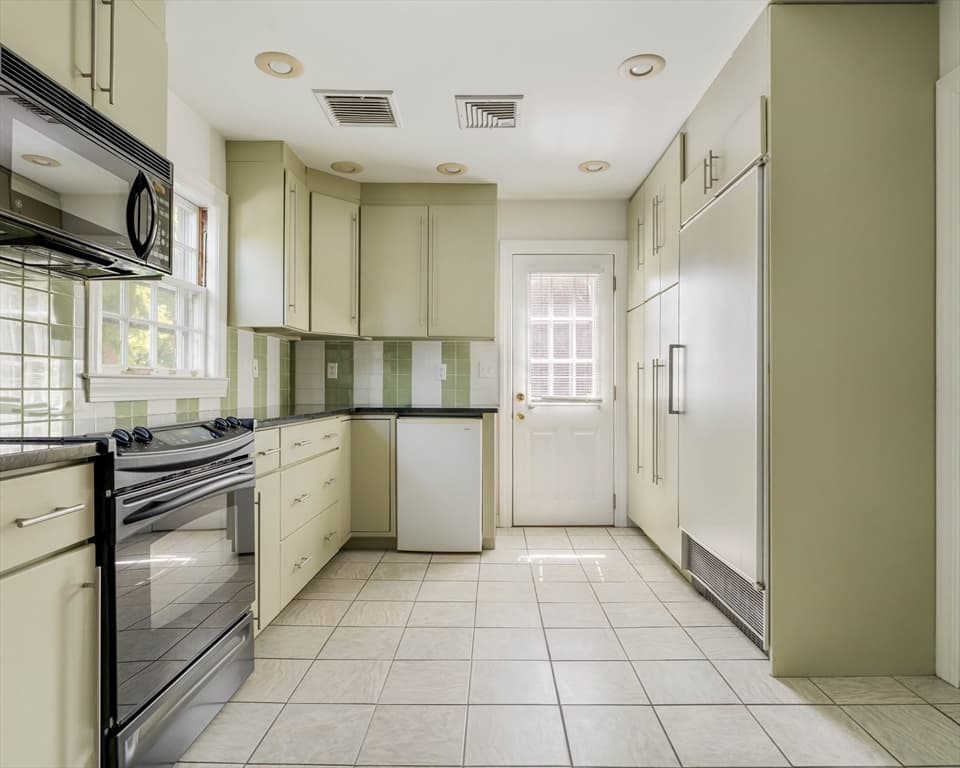 Single Family Residence at 77 Jordan Rd, Brookline MA 02446, photo 9 of 29