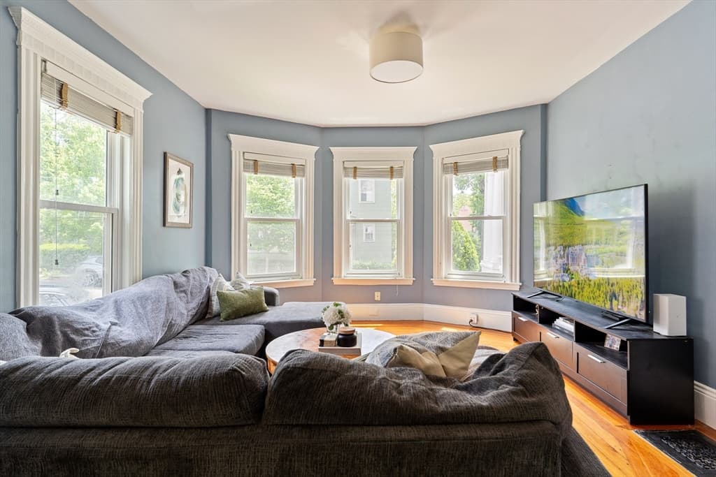Condominium at 39 Mellen St # 1, Boston MA 02124, Boston, photo 4 of 15