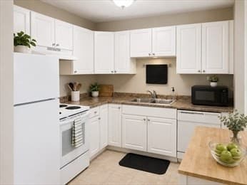 Condominium at 46 Cochituate Rd # 203, Framingham MA 01701, photo 3 of 5