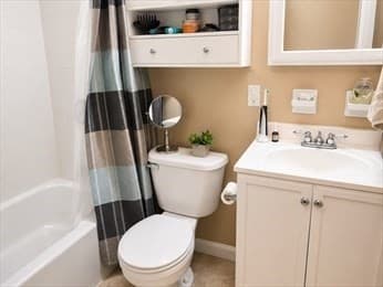 Condominium at 46 Cochituate Rd # 203, Framingham MA 01701, photo 5 of 5