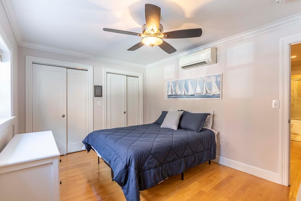 Condominium at 52 Cooper St. # 1, Boston MA 02113, photo 9 of 12