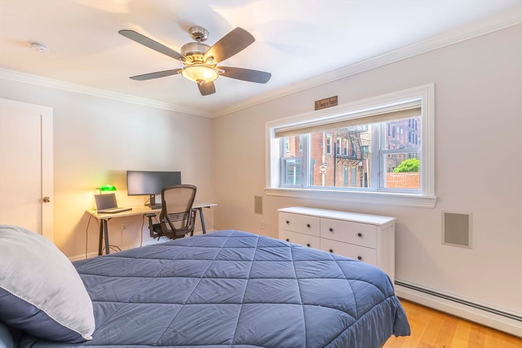 Condominium at 52 Cooper St. # 1, Boston MA 02113, photo 8 of 12