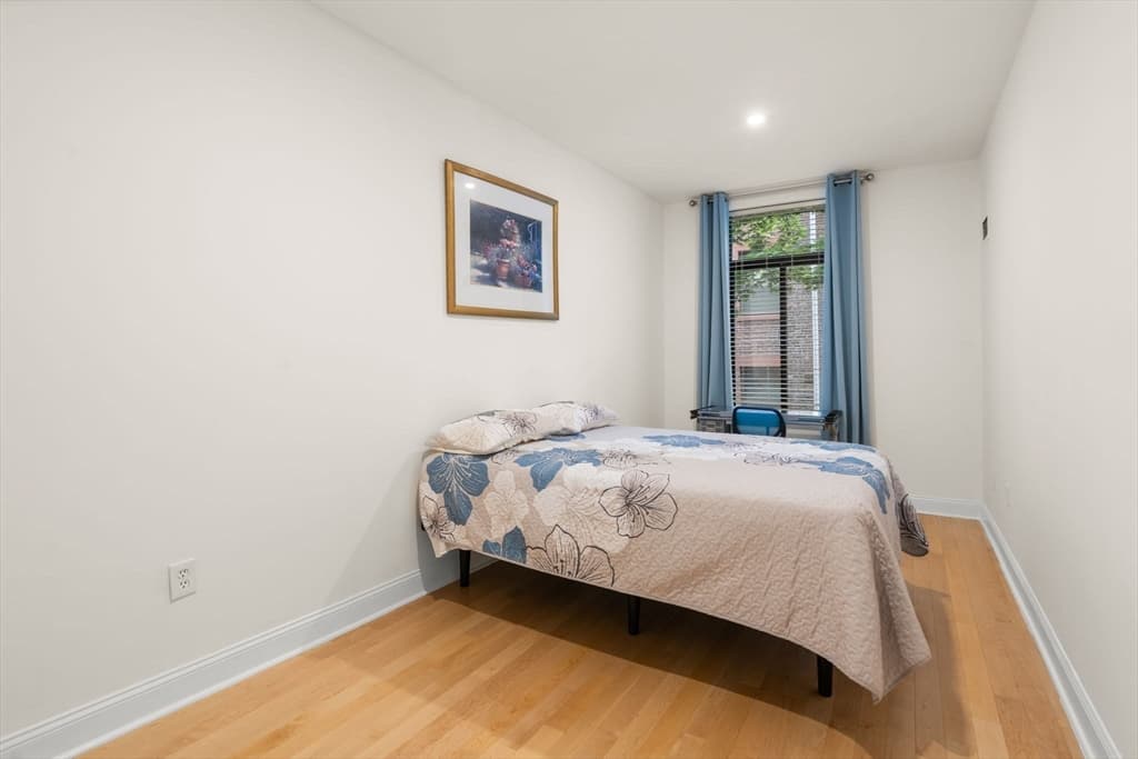 Condominium at 142 Commercial St # 304, Boston MA 02109, photo 16 of 26