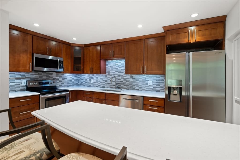 Condominium at 142 Commercial St # 304, Boston MA 02109, photo 8 of 26