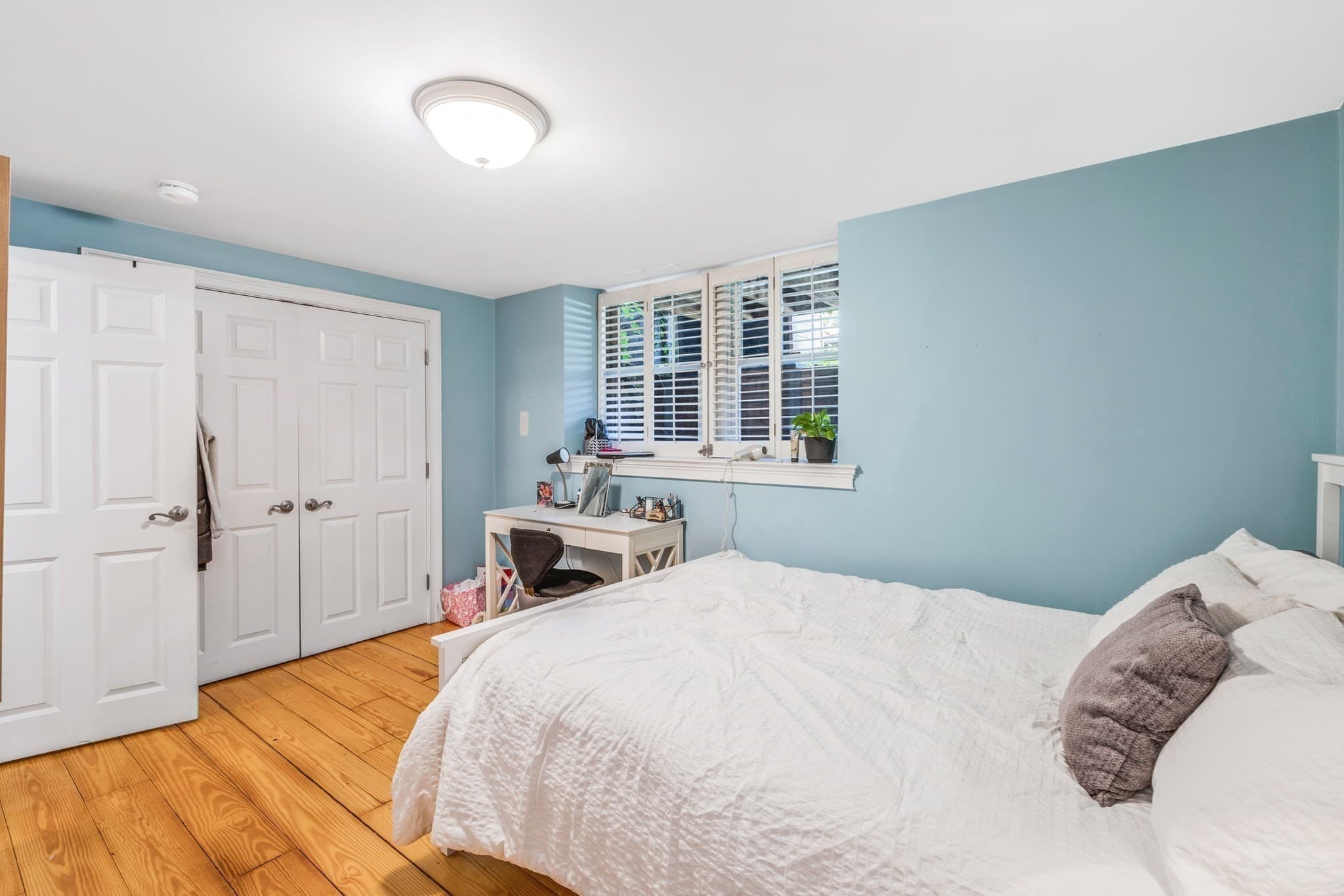 Condominium at 129 M St # 1, Boston MA 02127, Boston, photo 7 of 11
