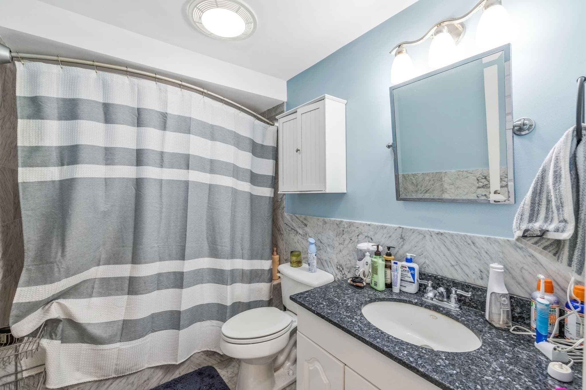 Condominium at 129 M St # 1, Boston MA 02127, Boston, photo 8 of 11
