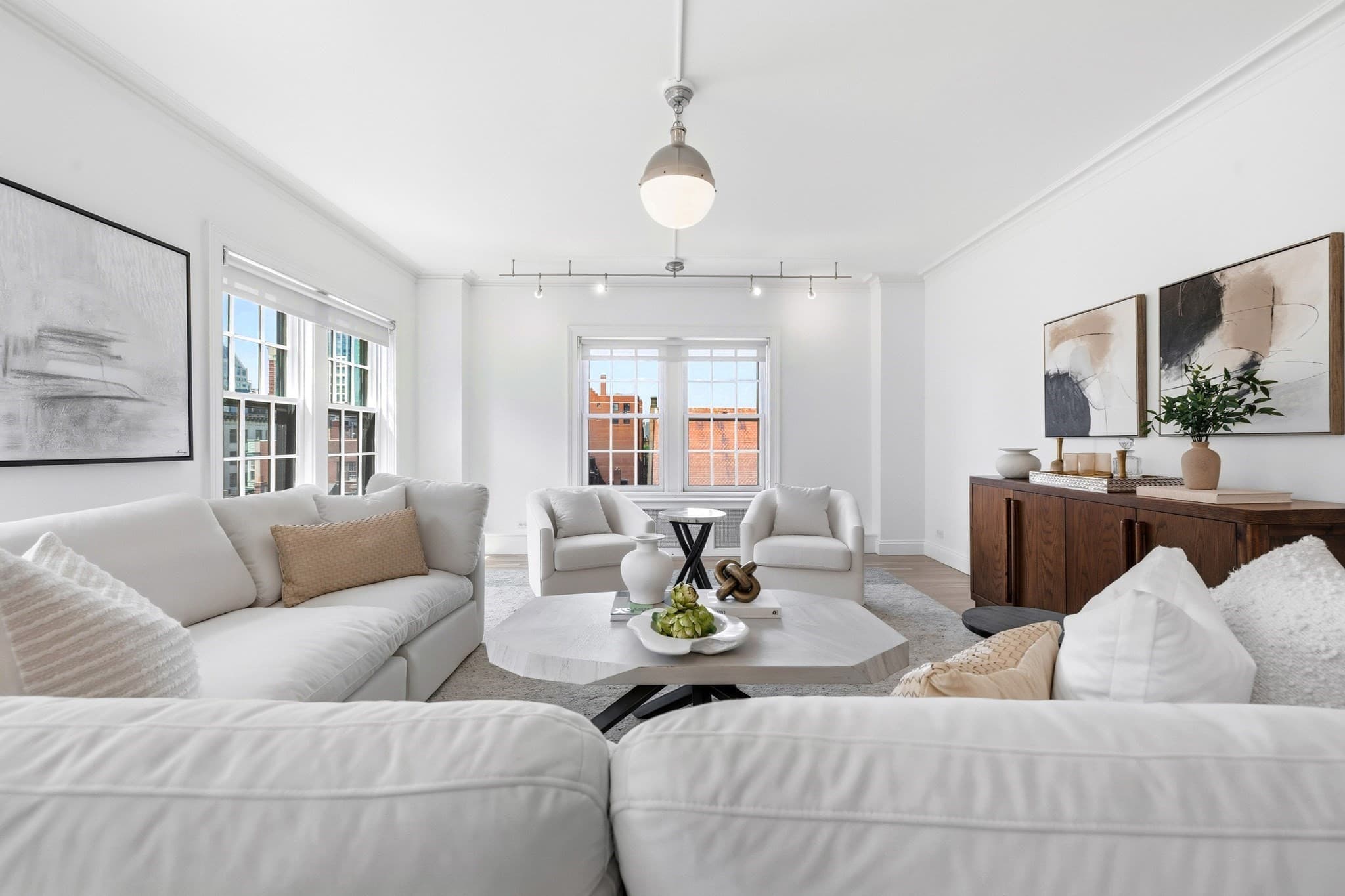 Condominium at 90 Commonwealth Ave # 22, Boston MA 02116, photo 4 of 22