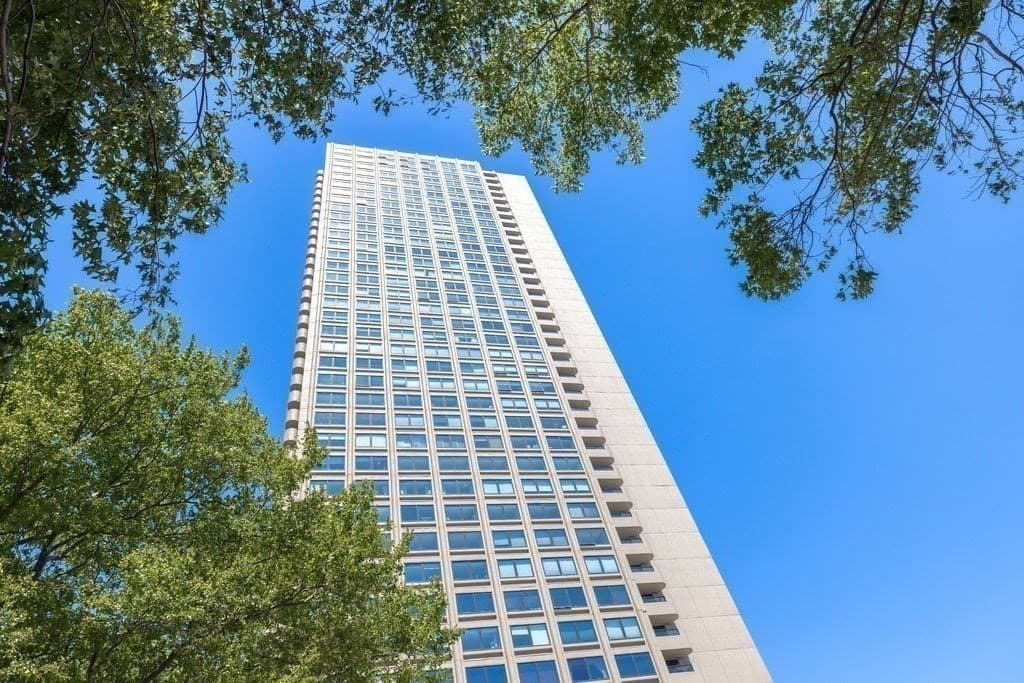 Condominium at 65 E India Row # 15C, Boston MA 02110, photo 26 of 29