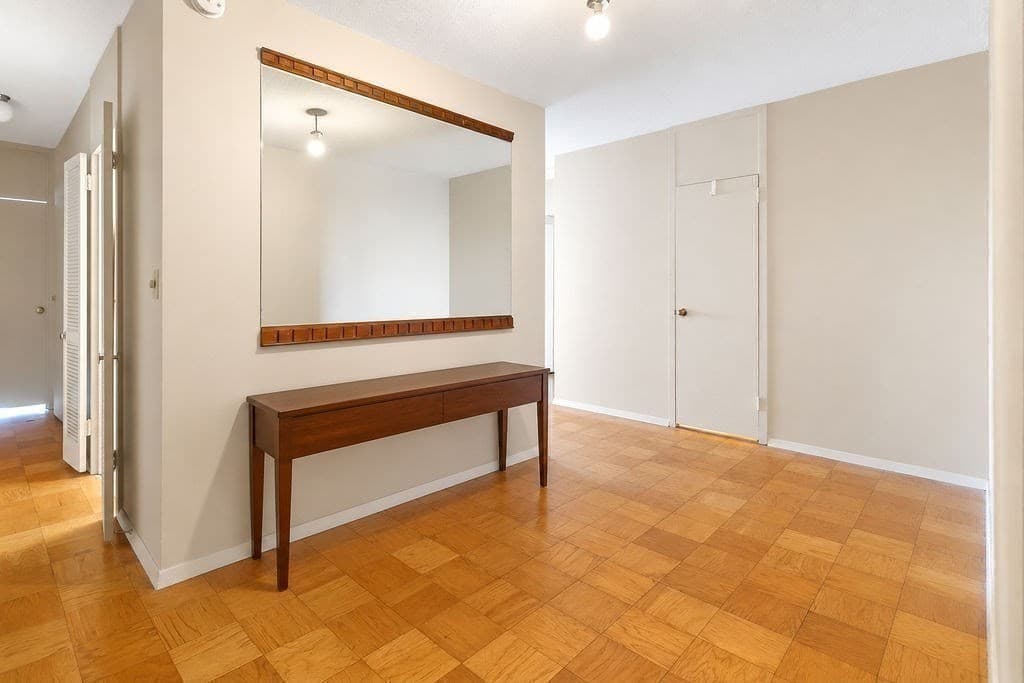 Condominium at 65 E India Row # 15C, Boston MA 02110, photo 14 of 29